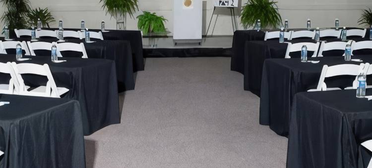 皮夸舒适套房酒店-近特洛伊-I75(Comfort Inn & Suites Piqua-Near Troy-I75)图片