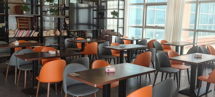 越家·桔子之恋酒店(玉山三清广场店)图片