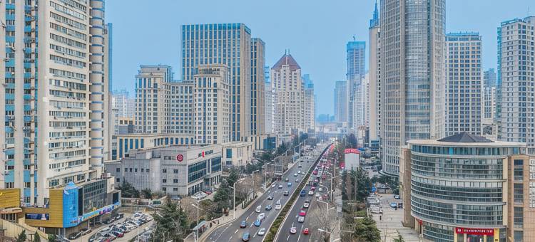 如家精选酒店(青岛山东路五四广场万象城店)图片