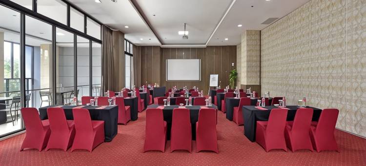 万隆特拉维洛酒店(Travello Hotel Bandung)图片