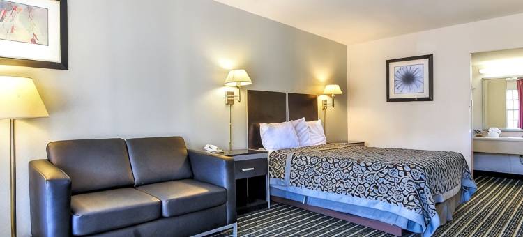 市场中心戴斯酒店(Days Inn by Wyndham Market Center Dallas Love Field)图片