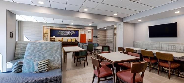 Hampton Inn by Hilton Columbus Downtown图片