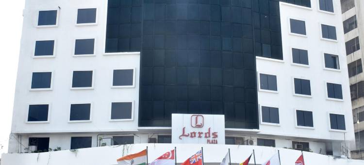 苏拉特洛兹广场酒店、(Lords Plaza Surat)图片