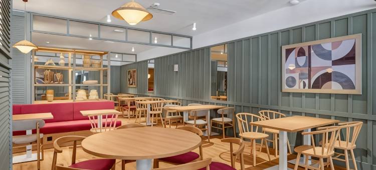 多诺斯提亚机场民宿酒店(B&B Hotel Donostia Aeropuerto)图片