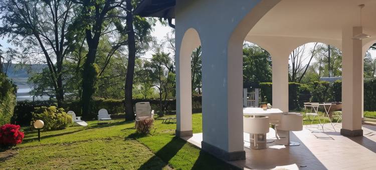 里特拉托苏尔拉戈酒店(Ritratto Sul Lago)图片