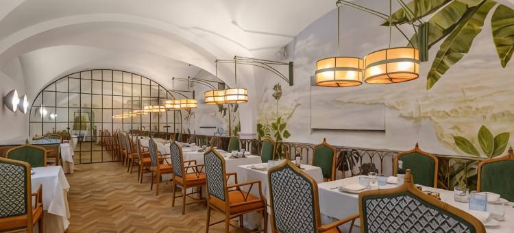 维拉帕内斯宫殿酷客房酒店(CoolRooms Palacio Villapanés 5 GL)图片