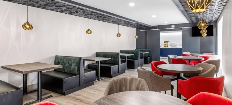 贝斯特韦斯特布法罗酒店及套房(Best Western Buffalo Inn & Suites)图片