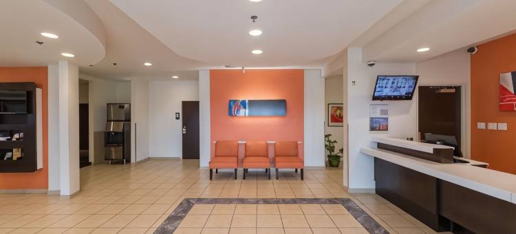 德克萨斯拉雷多 - 机场 6 号汽车旅馆(Motel 6 Laredo, TX - Airport)图片