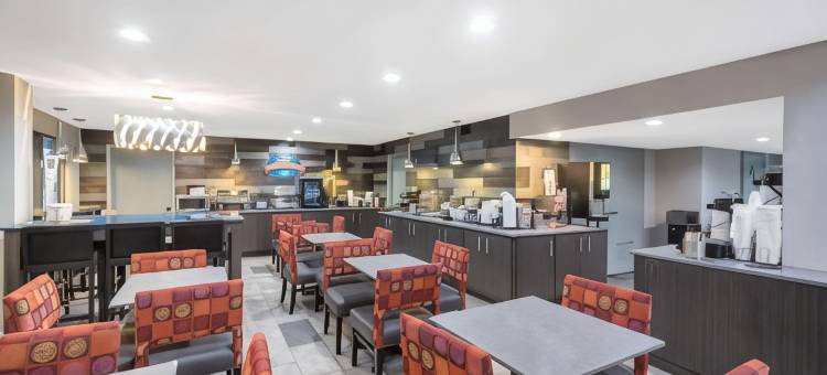 默夫里斯伯勒温德姆呗盟套房酒店(Baymont by Wyndham Murfreesboro)图片