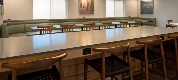 西雅图锡塔克机场万豪万枫酒店(Fairfield Inn & Suites Seattle Sea-Tac Airport)图片