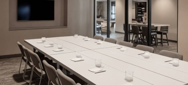 弗洛伦斯辛辛那提机场南万怡酒店(Courtyard Cincinnati Airport South/Florence)图片