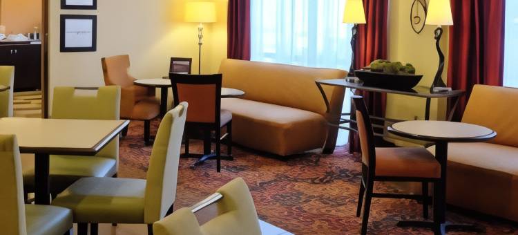 希尔顿欢朋酒店-利马(Hampton Inn Lima)图片