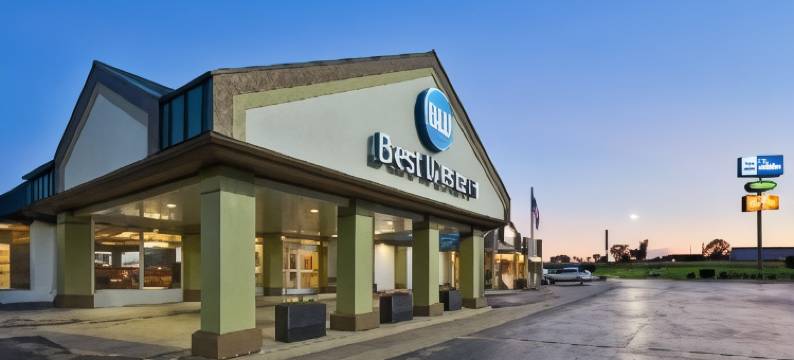 多玛贝斯特韦斯特酒店(Best Western Tomah Hotel)图片