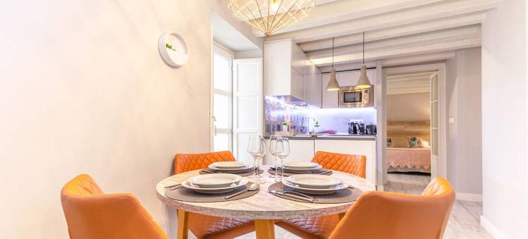 Beautiful apartment with balcony in city center. Plaza España II图片