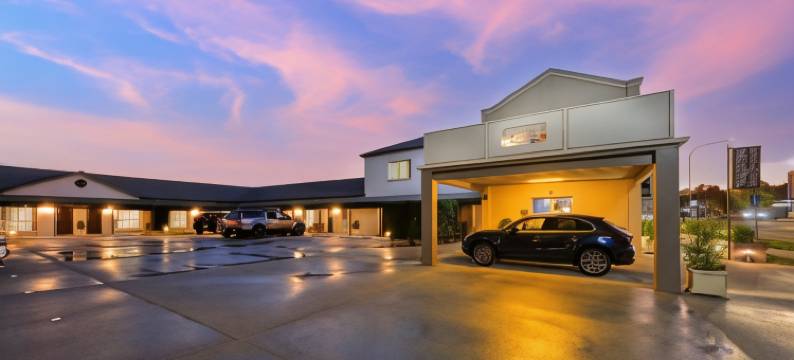 越野汽车旅馆(Breakout Motor Inn)图片