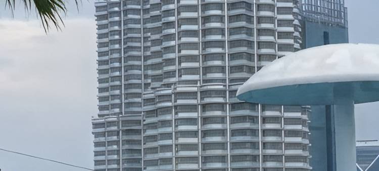 双子塔之星(SKY SUITE KLCC)图片