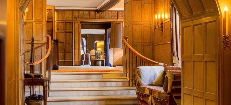 惠特利庄园酒店(Whatley Manor)图片