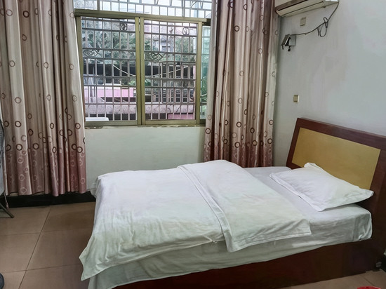幸运草旅馆
