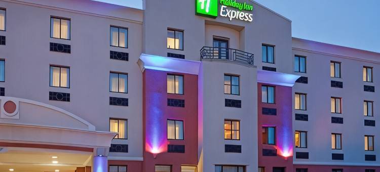 Holiday Inn Express 索格斯(洛根机场)(Holiday Inn Express BOSTON - SAUGUS by IHG)图片