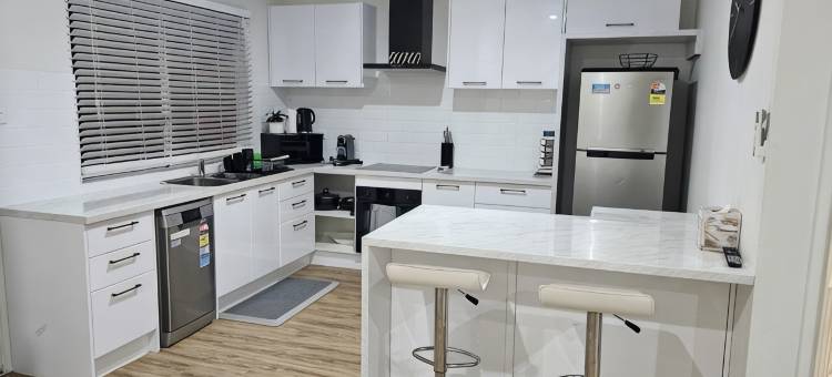 3卧室豪华商务度假别墅(3 Bedroomed Deluxe Holiday and Business Villa)图片