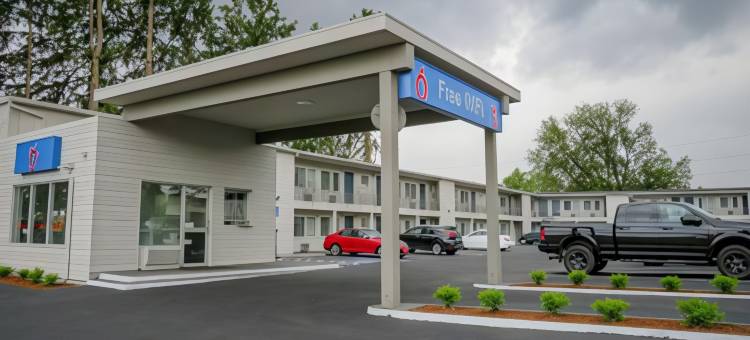 泰格德丽晶酒店(Motel 6 Tigard, or - Portland Southwest)图片