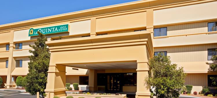 纳什维尔机场拉昆塔温德姆套房酒店(La Quinta Inn & Suites by Wyndham Nashville Airport)图片