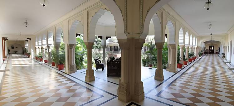 阿马尔奥恰大酒店(Amar Mahal)图片