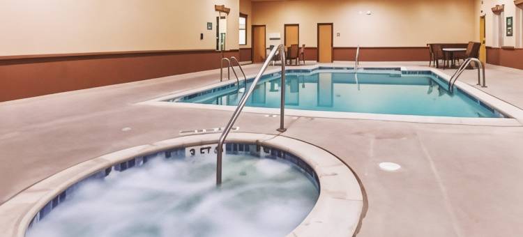 贝德福德DFW机场西拉昆塔温德姆套房酒店(La Quinta Inn & Suites by Wyndham DFW Airport West - Bedford)图片