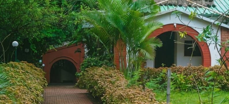 自然径道萨詹，维克拉姆加德(Nature Trails Sajan, Vikramgad)图片