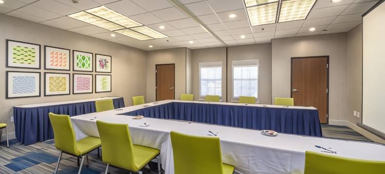 智选假日套房酒店凤凰城机场(Holiday Inn Express & Suites Phoenix Airport)图片