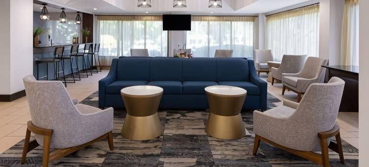 拉格朗日I-85拉昆塔温德姆套房酒店酒(La Quinta Inn & Suites by Wyndham LaGrange / I-85)图片