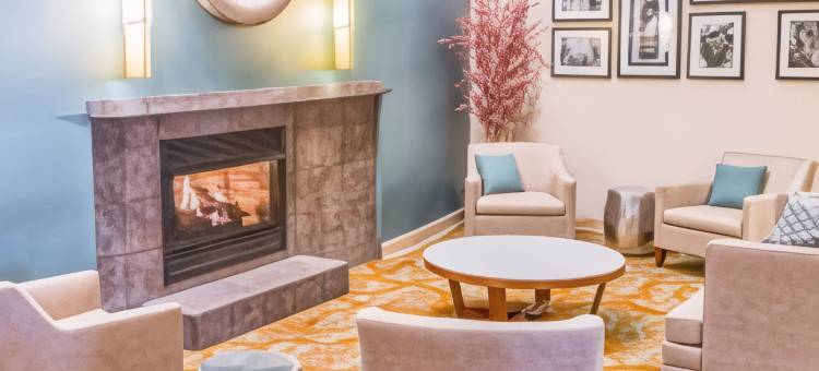 希尔顿逸林酒店-费城机场(DoubleTree by Hilton Philadelphia Airport)图片