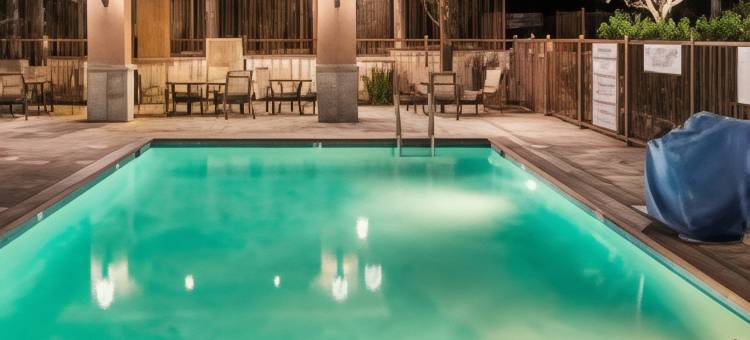 橡城文图拉县万怡酒店(Courtyard Thousand Oaks Ventura County)图片