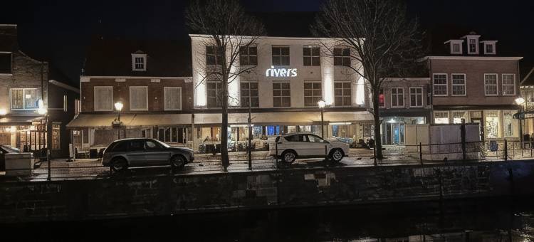 里沃斯餐厅酒店(Rivers Hotel)图片