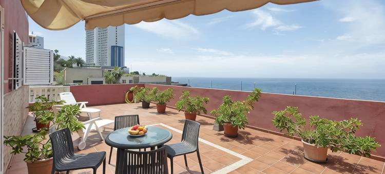 靠近哈丁海滩的波多度假屋(Holiday Home in Puerto near Playa Jardín)图片