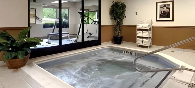 罗利达拉姆/机场蔚景温德姆酒店(Wingate by Wyndham Raleigh Durham / Airport)图片