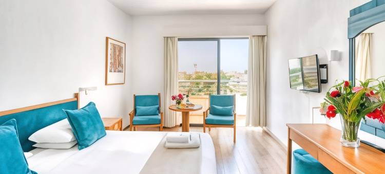 帕福斯花园假日度假村(Paphos Gardens Holiday Resort)图片