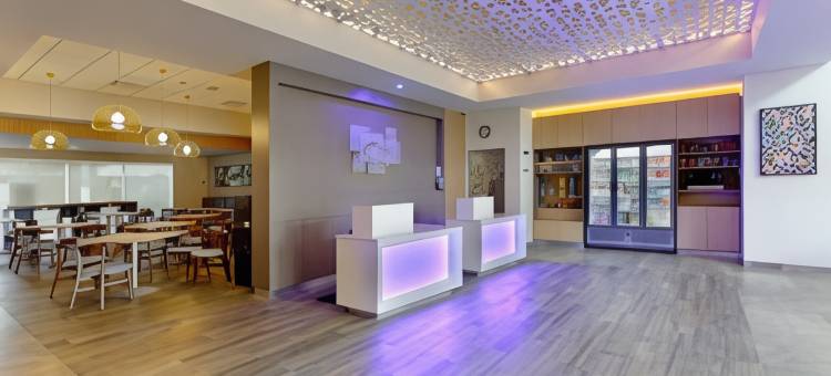 Holiday Inn Express 比亚埃尔莫萨塔巴斯科2000(Holiday Inn Express VILLAHERMOSA TABASCO 2000 by IHG)图片