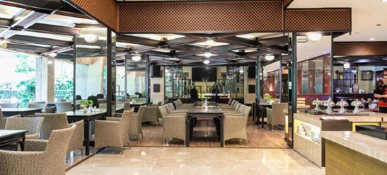 玛琅丽晶花园酒店(Regent's Park Hotel at Kayutangan Malang)图片