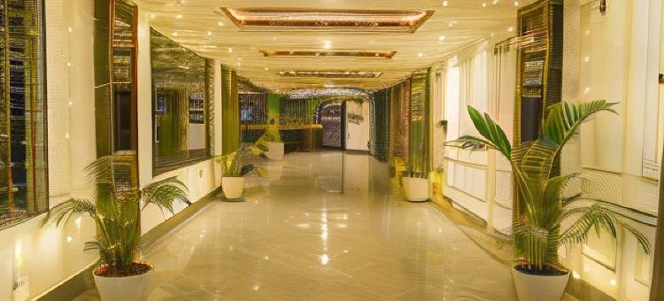 特雷布潮流帕尼尔宫酒店(Parnil Palace)图片