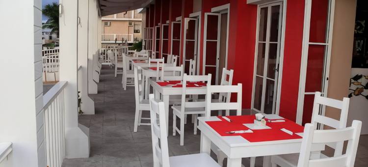 蒂卡尔岛德弗洛雷斯华美达酒店(Ramada by Wyndham Tikal Isla de Flores)图片