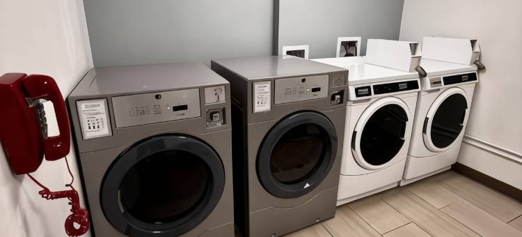 丹佛国际机场舒眠套房酒店(Sleep Inn & Suites Denver International Airport)图片