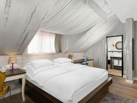 麦森酒馆及酒店