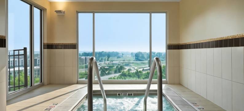 堪萨斯城布赖尔克利夫万怡酒店(Courtyard Kansas City at Briarcliff)图片