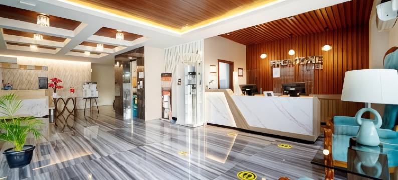 斯拉根前一酒店(Front One Hotel Sragen)图片