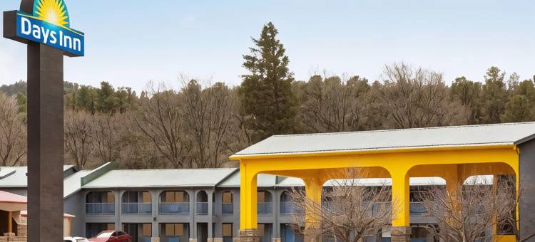 鲁伊多索唐斯戴斯酒店(Days Inn by Wyndham Ruidoso Downs)图片