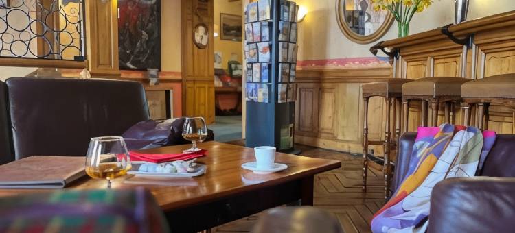 多芬英式酒店(Brit Hotel du Dauphin l'Aigle)图片