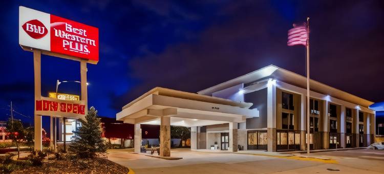 布卢明顿贝蒙特东贝斯特韦斯特优质套房酒店(Best Western Plus Bloomington East Hotel)图片