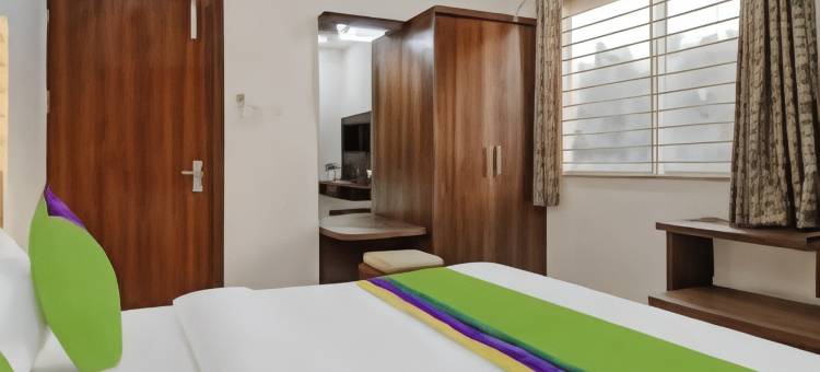 Treebo Krishna Regency ISBT 公交车站(Treebo Krishna Regency Isbt Bus Stop)图片