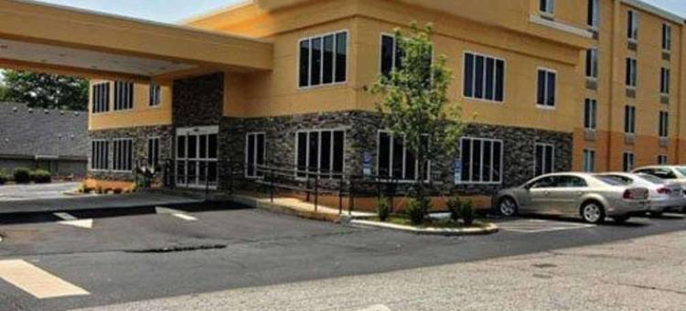 格林维尔近市中心凯艺套房酒店(Quality Inn & Suites Greenville Near Downtown)图片